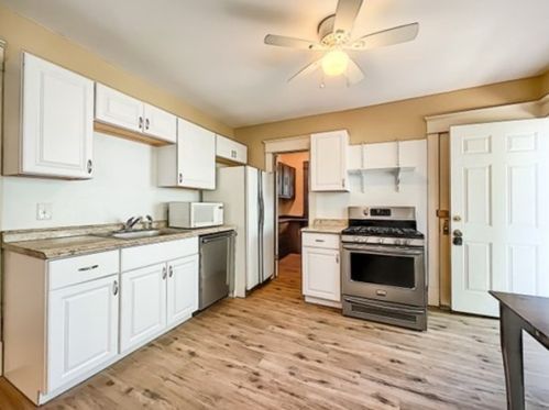 60 Home St, Springfield MA  01104-1910 exterior