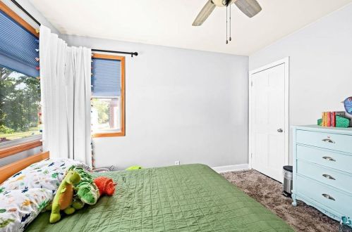 5128 Juniata St, Duluth MN 55804-1259 exterior