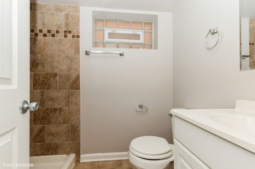 1358 109 Pl, Chicago IL 60655-4002 exterior