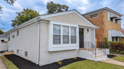 77 87th St, Chicago, IL 60619-6635