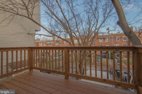 1818 L St, Washington DC 20002-3024 exterior