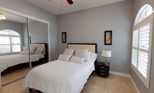 9048 Short Chip Cir, Fort Pierce FL 34986-2800 exterior