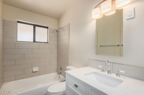 2305 19th St, Tucson AZ  85719-7016 exterior