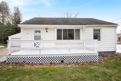 917 Chippewa St, Glendora MI  49107-1124 exterior