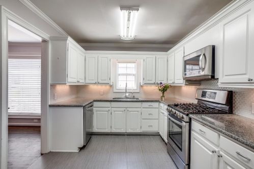 6347 Anita St, Dallas TX 75214-2707 exterior