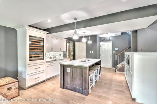 44 Pate Dr, Middletown NJ 07748-1700 exterior