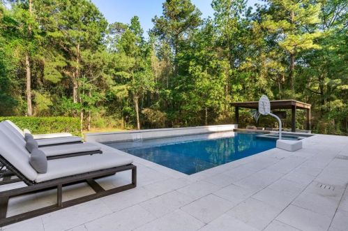 11621 Princess Ann Ct, Montgomery TX 77316-3605 exterior