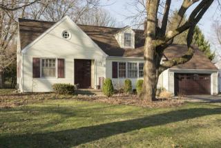 708 Hamilton Dr, Champaign, IL 61820-6812