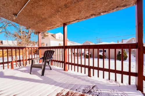 4553 Harding Ave, Chicago IL 60625-6311 exterior