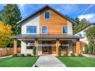 655 68th Ave, Portland OR  97215-2103 exterior