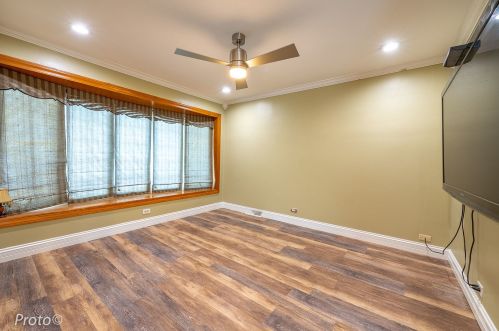 5009 Campbell Ave, Chicago, IL 60632-1417