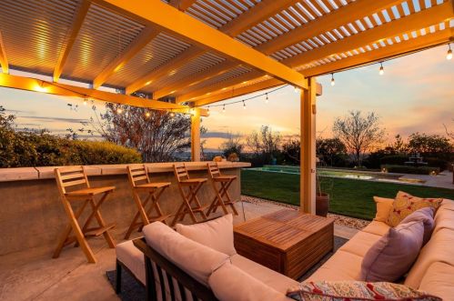 1403 Souza Dr, Folsom CA 95762-7559 exterior