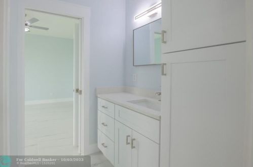 2470 Webster Ln, Fort Pierce FL 34953-5751 exterior