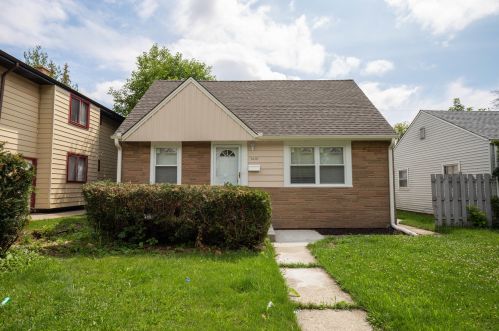 6156 36th St, Milwaukee WI  53221-4620 exterior