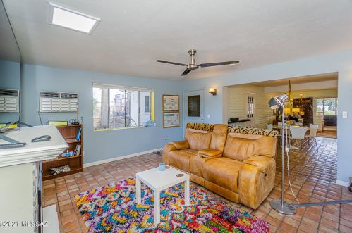 210 Calle Montana Jack, Green Valley AZ 85614-3733 exterior