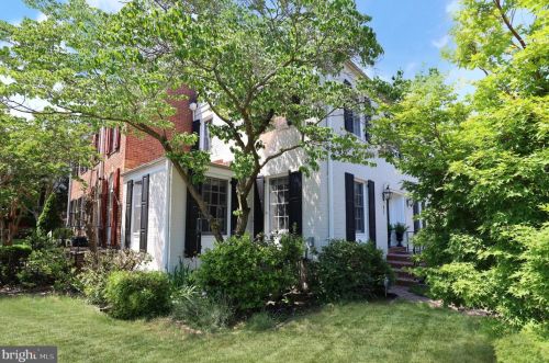 827 Royal St, Alexandria VA  22314-4340 exterior