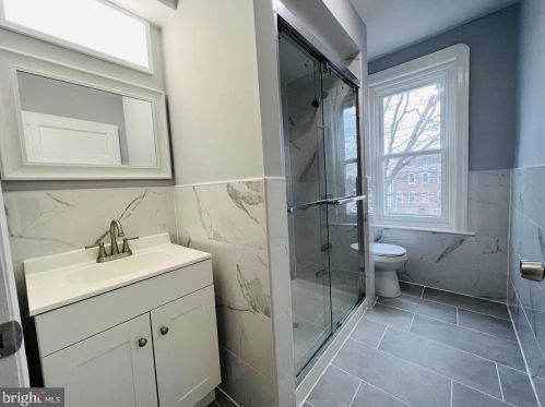 551 Gilham St, Philadelphia PA  19111-5230 exterior