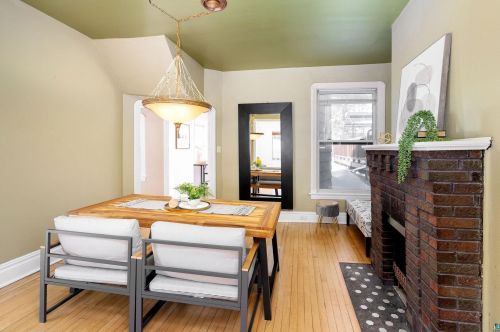 321 8th Ave, Duluth MN 55802-2606 exterior