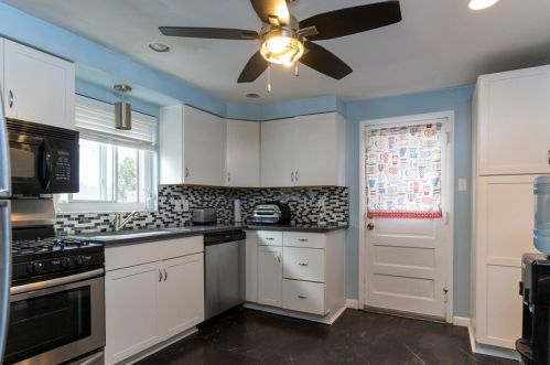 211 Ingram Ave, Pittsburgh PA  15205-2008 exterior