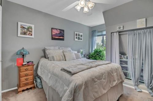 30 Sycamore Dr, Middletown NY 10940-5406 exterior