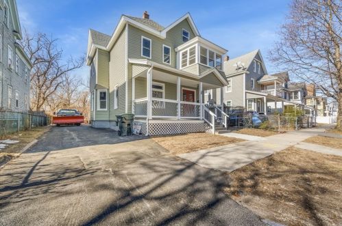 54 Crystal Ave, Springfield MA 01108-1722 exterior