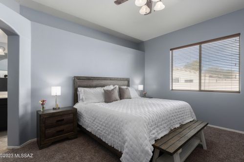 6252 Mesa Garden Dr, Tucson AZ  85757-7532 exterior