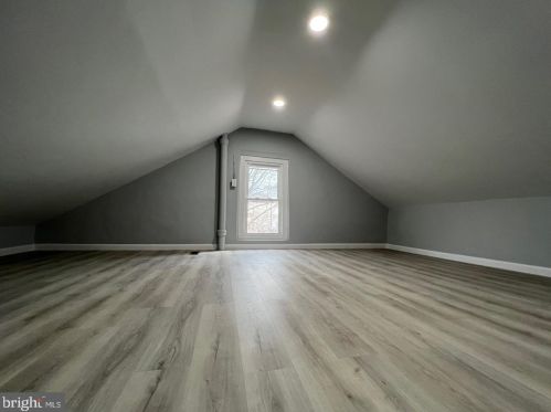 551 Gilham St, Philadelphia PA  19111-5230 exterior