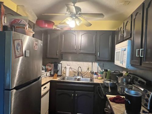 2090 24 Cir, Boynton Beach FL 33426-6578 exterior