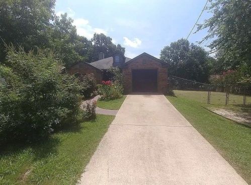 2028 Denmark St, Dallas, TX 75253-5925