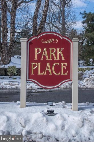 220 Park Pl, Media PA 19063-2045 exterior