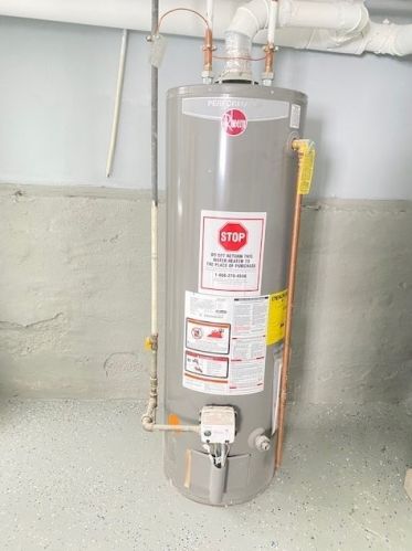 6445 Claremont Ave, Chicago IL 60645-1569 exterior