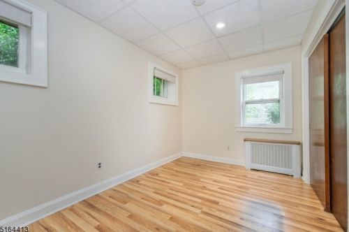 204 Barnert Ave, Paterson NJ  07512-2133 exterior