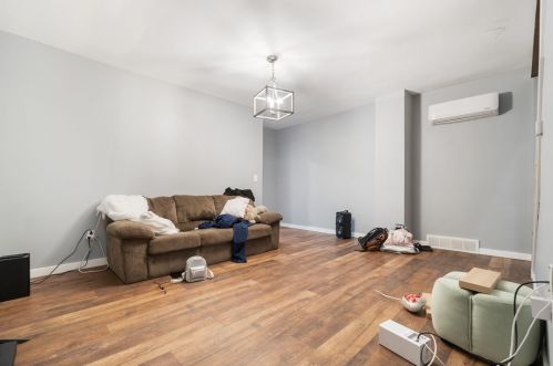 1808 Baldauf St, Pittsburgh PA 15203-1603 exterior