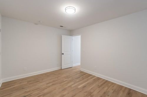 1937 Clairmont Ter, Atlanta GA  30345-2309 exterior