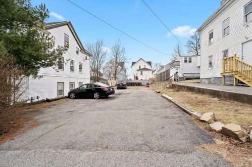 76 Newark St, Providence RI 02908-5316 exterior