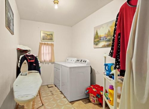 5809 Encinal Cv, Austin TX 78744-4442 exterior