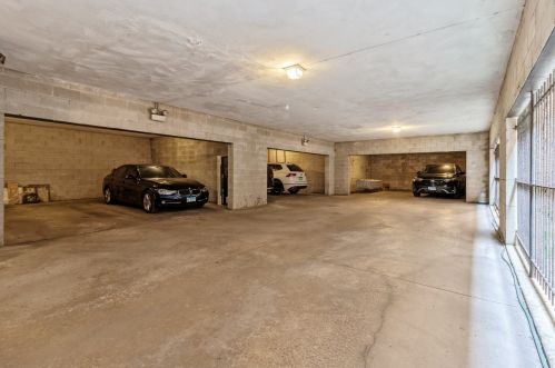 870 Milwaukee Ave, Chicago IL 60642-4187 exterior