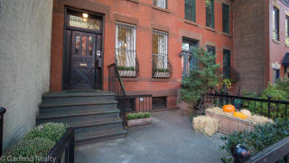 484 11th St, Brooklyn NY  11215-4303 exterior