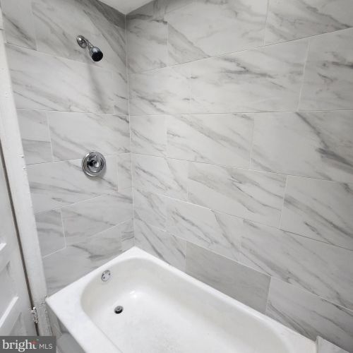 228 Edgewood St, Philadelphia PA 19139-2322 exterior