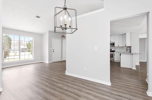 320 Emerald Grn Ct, Atlanta GA 30349-8420 exterior