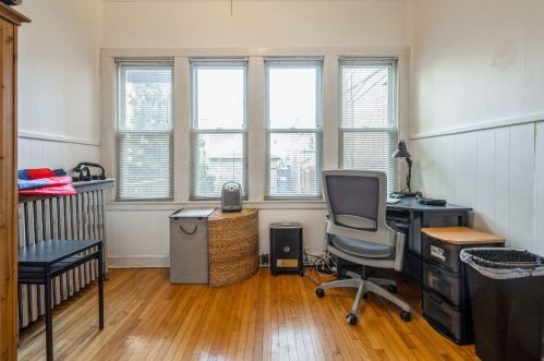 3355 Lakewood Ave, Chicago IL 60657-1444 exterior