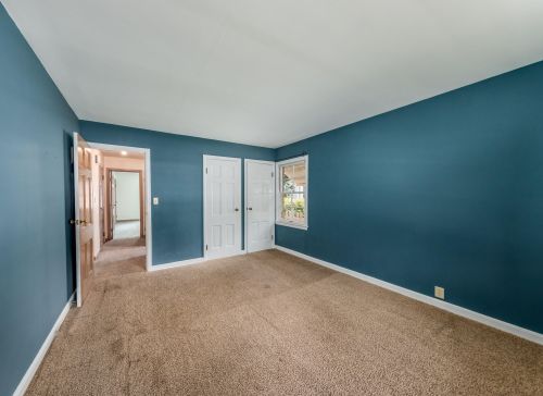 8127 Wright St, Milwaukee WI 53206-3139 exterior