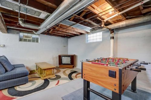 3573 48, Milwaukee WI 53216-2905 exterior