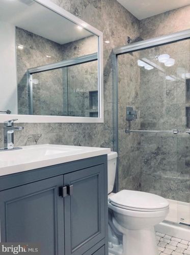 8010 Valley St, Silver Spring MD  20910-5243 exterior