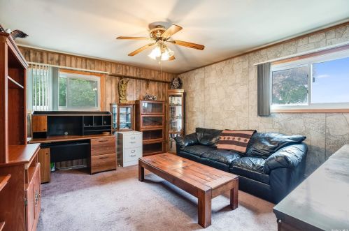 40 Kent Rd, Valley Stream NY 11580-3333 exterior