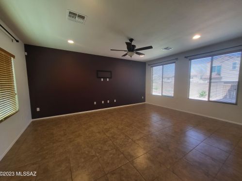 10966 Gray Mare Trl, Tucson, AZ 85747-9598