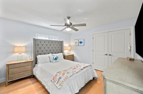 523 107 Ave, Naples FL 34108-1854 exterior