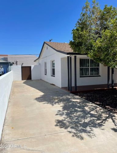 9629 2nd St, Phoenix AZ  85020-2007 exterior