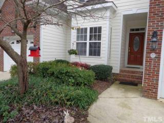 122 Brush Stream Dr, Cary, NC 27511-4389