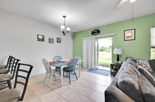 2534 Creekside Dr, Fort Pierce FL  34981-5100 exterior